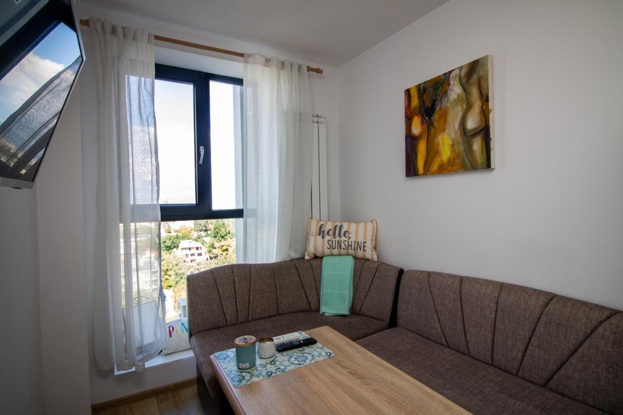 City View Apartment + Parking 소피아 외부 사진